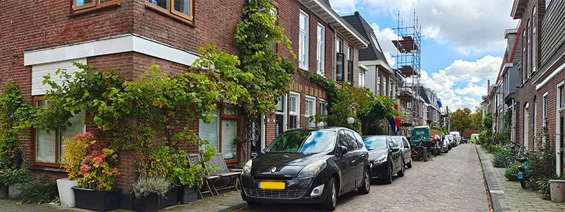 800x300 bouwproject in straat in Amsterdam-chakir-mahjoubi-jWeFSL1fzpI-unsplash